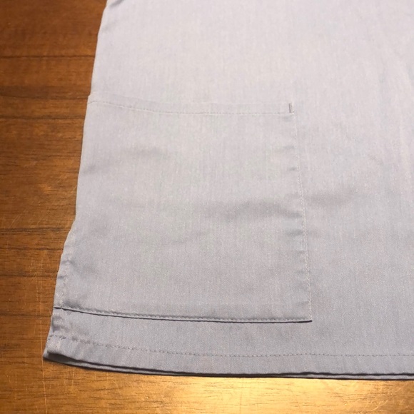 Uniform City Scrub Top Small - Picture 9 of 14